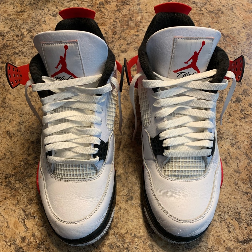 Air Jordan 4 Retro “Red Cement”